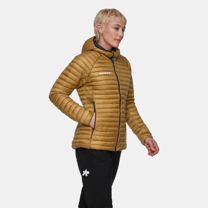 Veste à capuche Assos x Mammut Aenergy IN pour femme